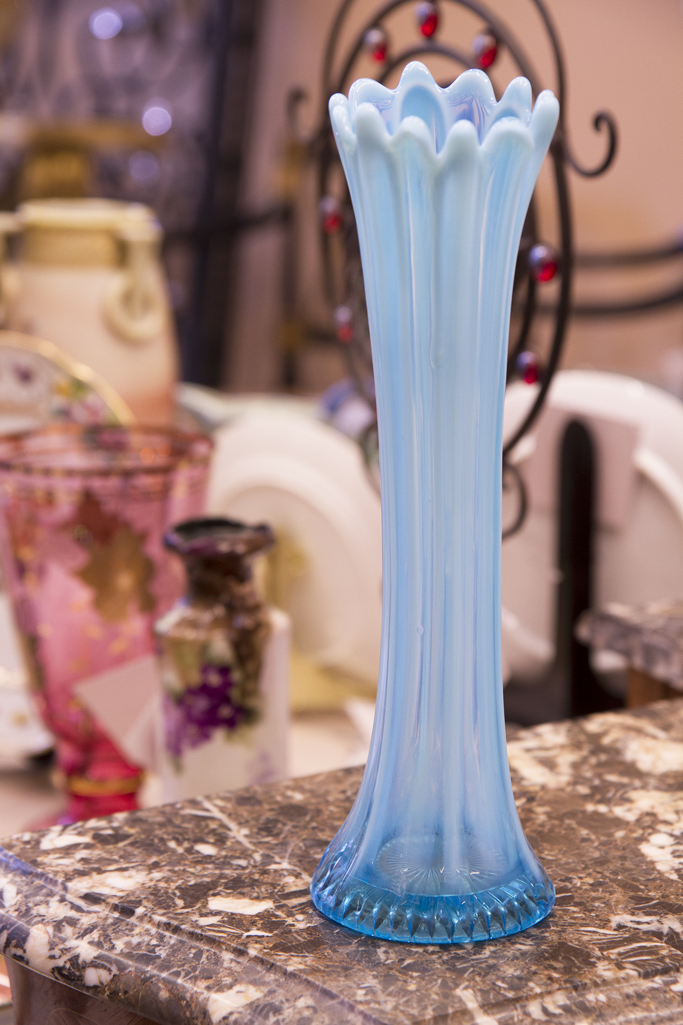 Zhambala bleu/crème Bodhi Fleur Lumière-Floor stand Marron/Crème Palm Leaf vase