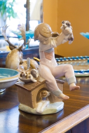 $325 Hand made Lladro “Pick of the Litter” figurine. Spain.